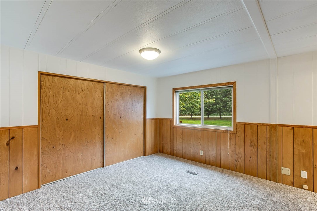 19104 Byers Road Southeast Maple Valley, WA 98038 - Photo 14 of 25