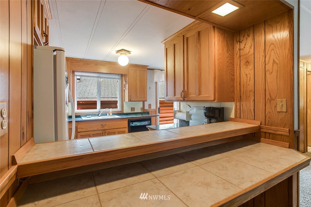 19104 Byers Road Southeast Maple Valley, WA 98038 - Photo 6 of 25