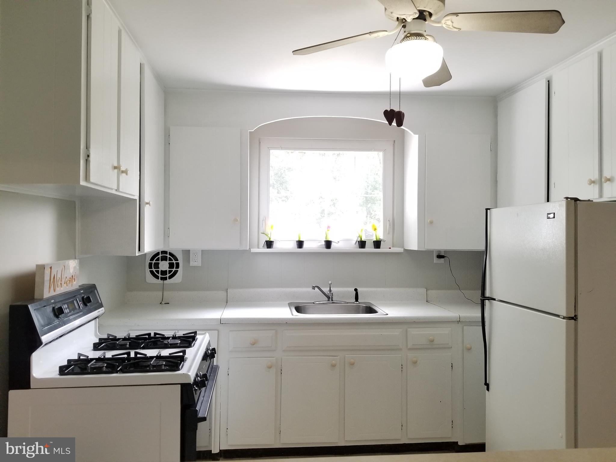 32 Kent Road Williamstown, NJ 08094 - Photo 11 of 32 Kitchen