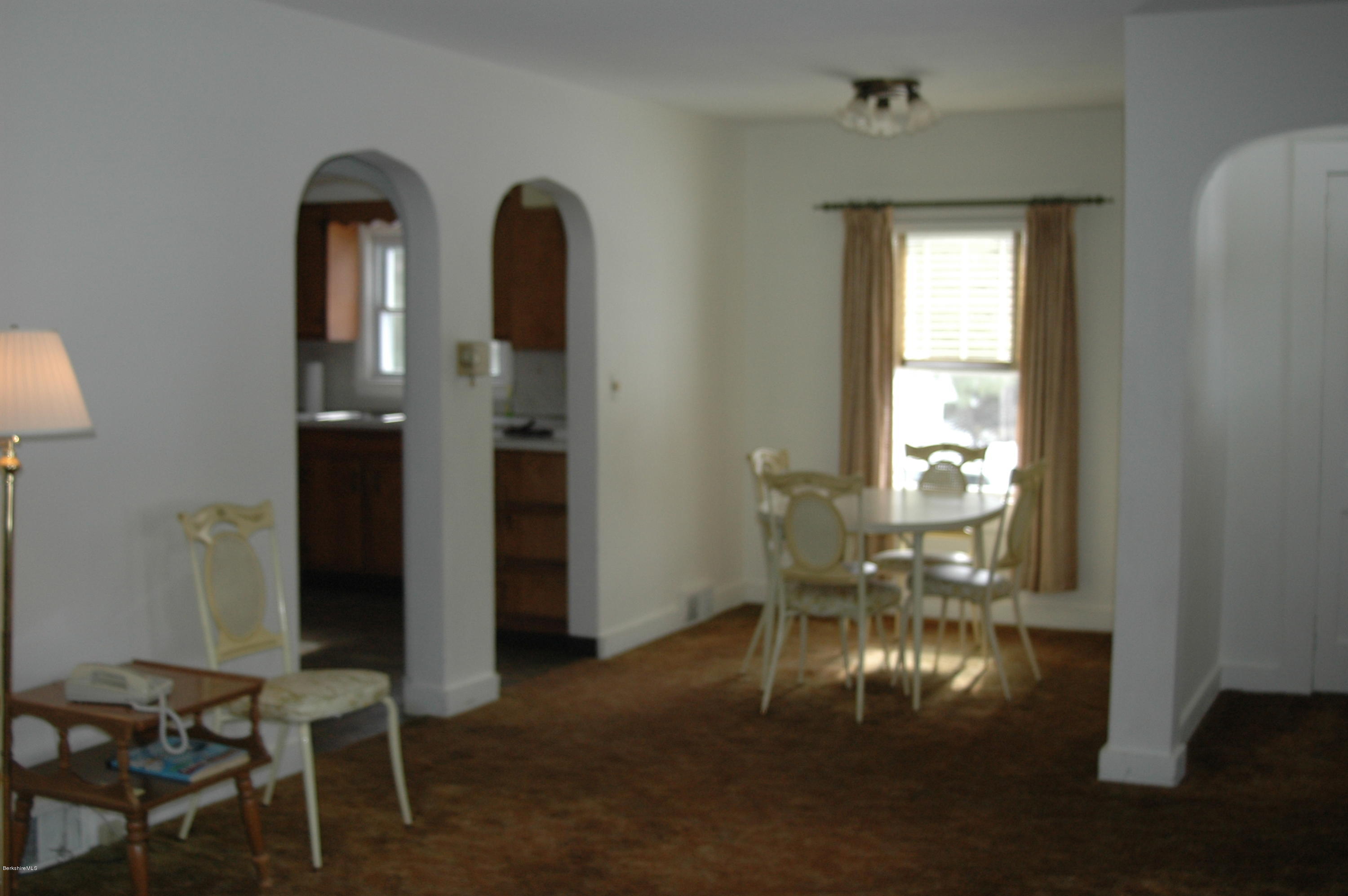 982 North State Road Cheshire, MA 01225 - Photo 15 of 32 Dining Area