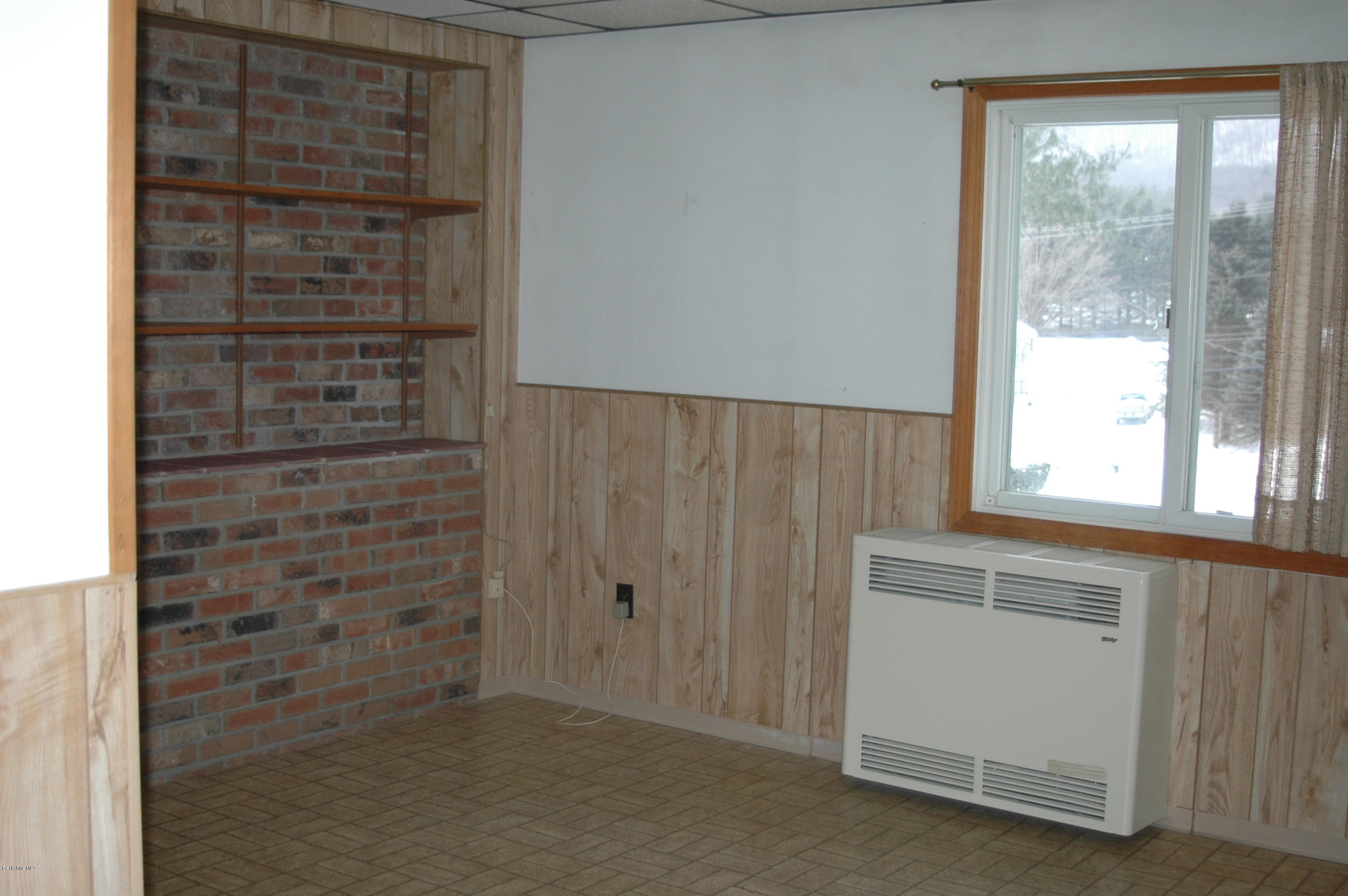 982 North State Road Cheshire, MA 01225 - Photo 16 of 32 Back bonus room