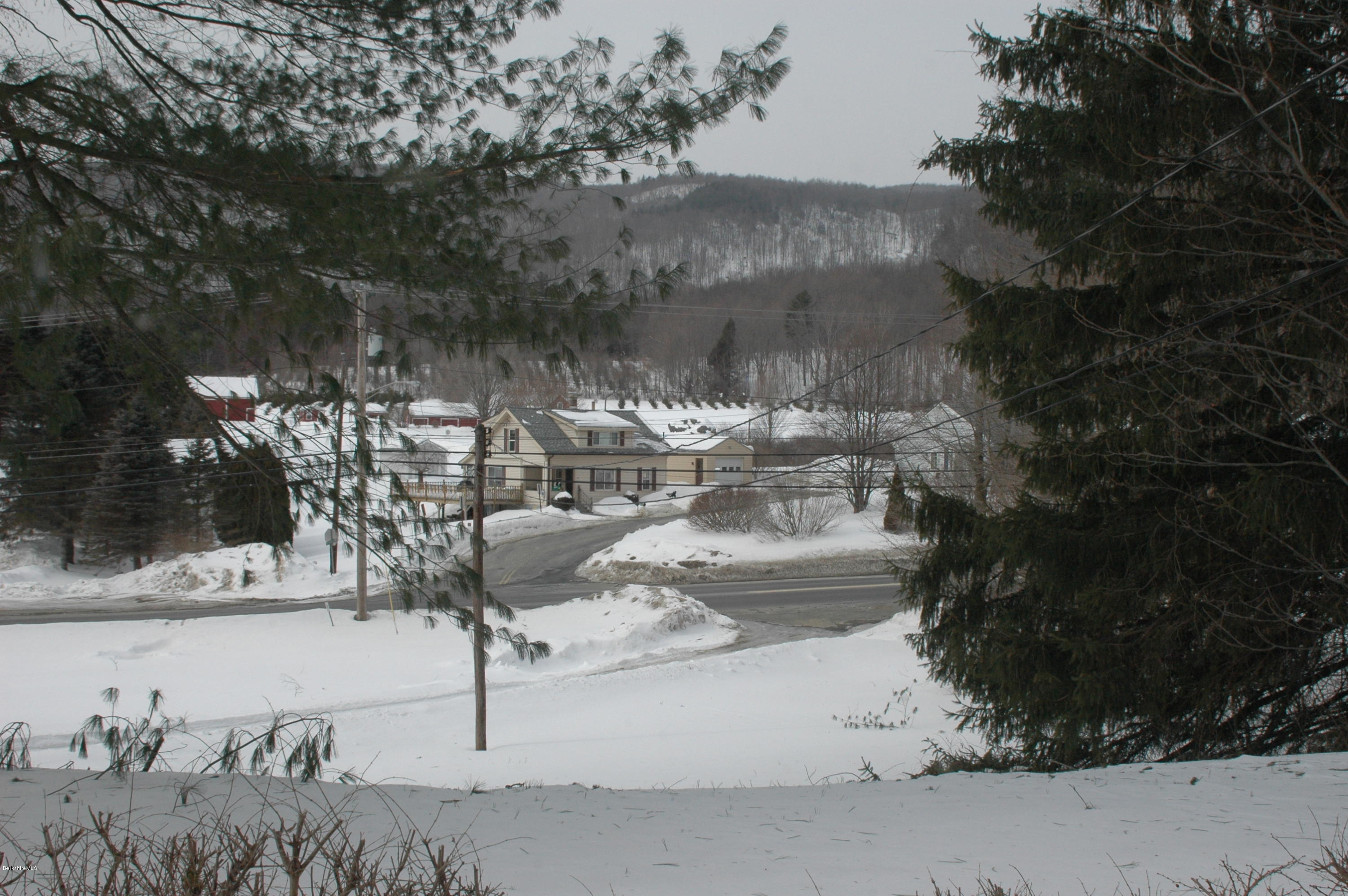 982 North State Road Cheshire, MA 01225 - Photo 29 of 32 view