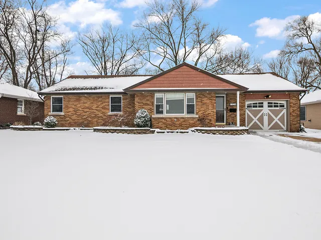 $219,900 | 1224 West Hawkins Street, Kankakee, IL 60901