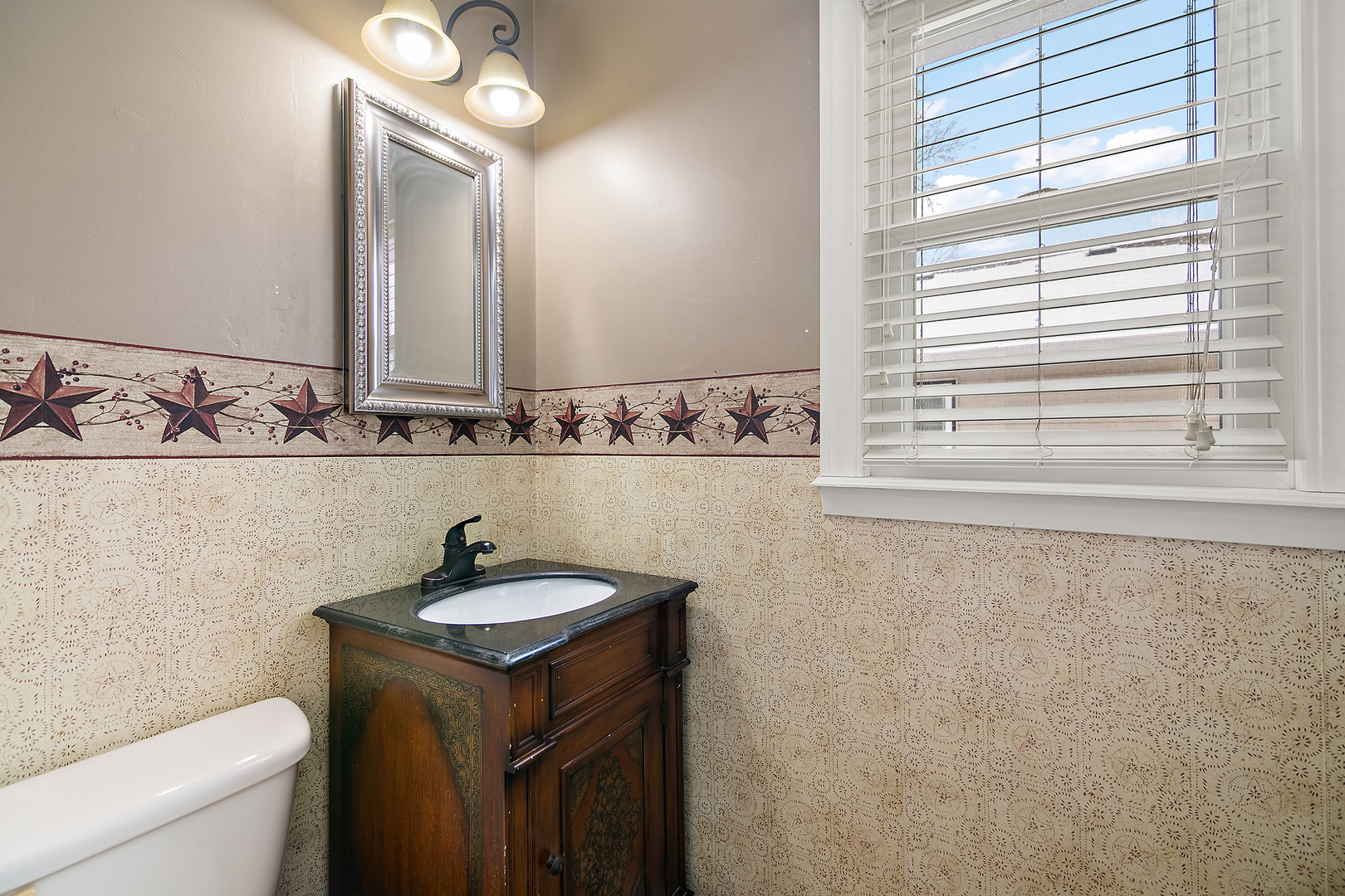 1224 West Hawkins Street Kankakee, IL 60901 - Photo 12 of 16