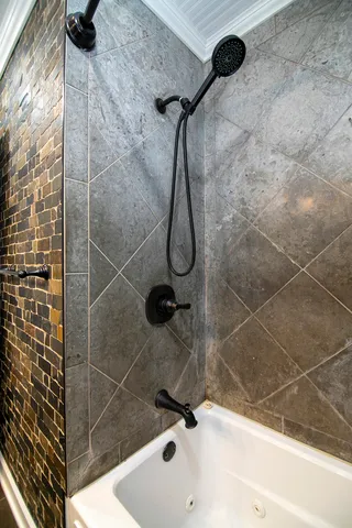 $219,900 | 1224 West Hawkins Street, Kankakee, IL 60901