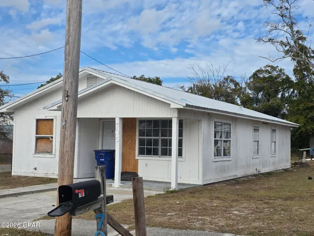 $250,000 | 709 East 13th Court, Panama City, FL 32401