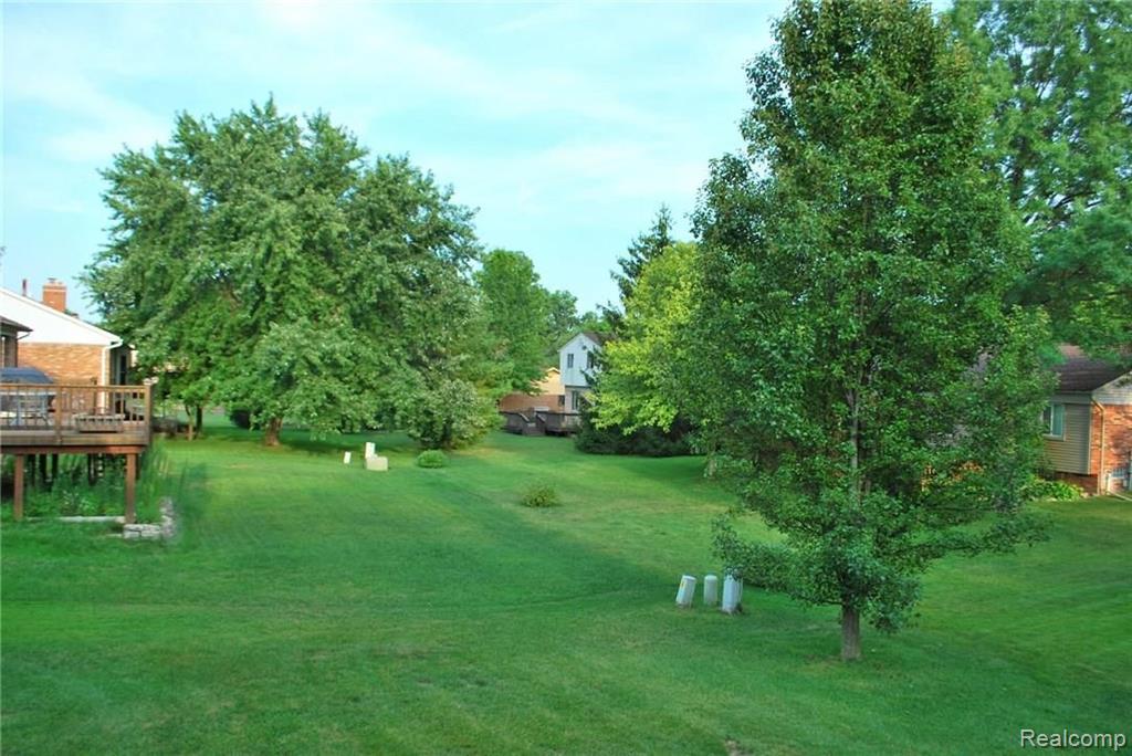 285 Slade Court Rochester Hills, MI 48307 - Photo 34 of 35