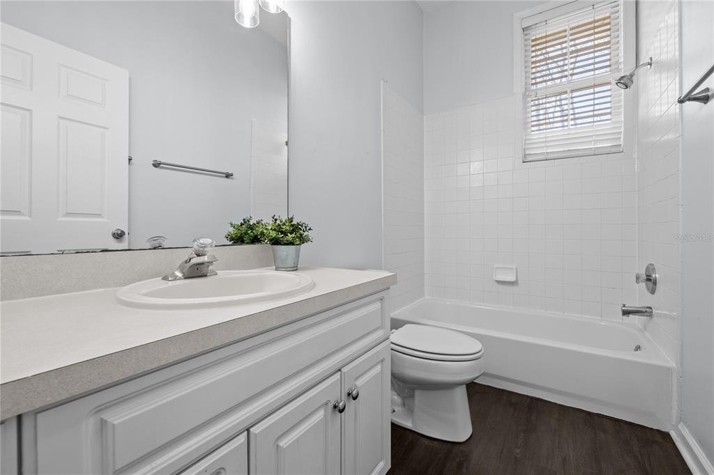 5213 Southwest 91 Terrace, Unit B Gainesville, FL 32608 - Photo 16 of 27