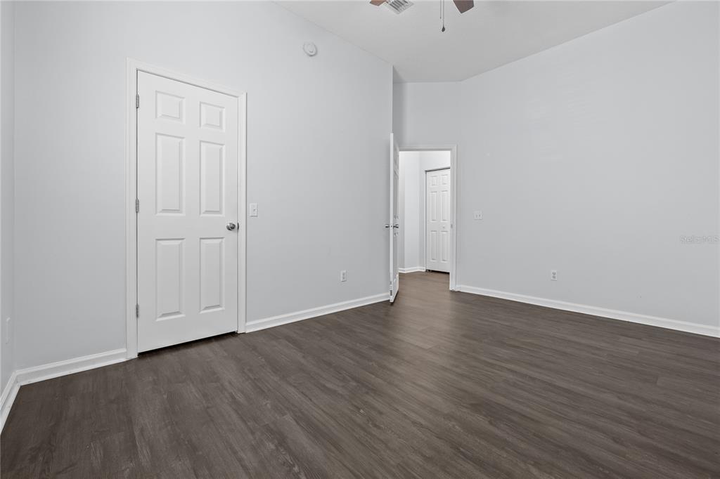 5213 Southwest 91 Terrace, Unit B Gainesville, FL 32608 - Photo 18 of 27