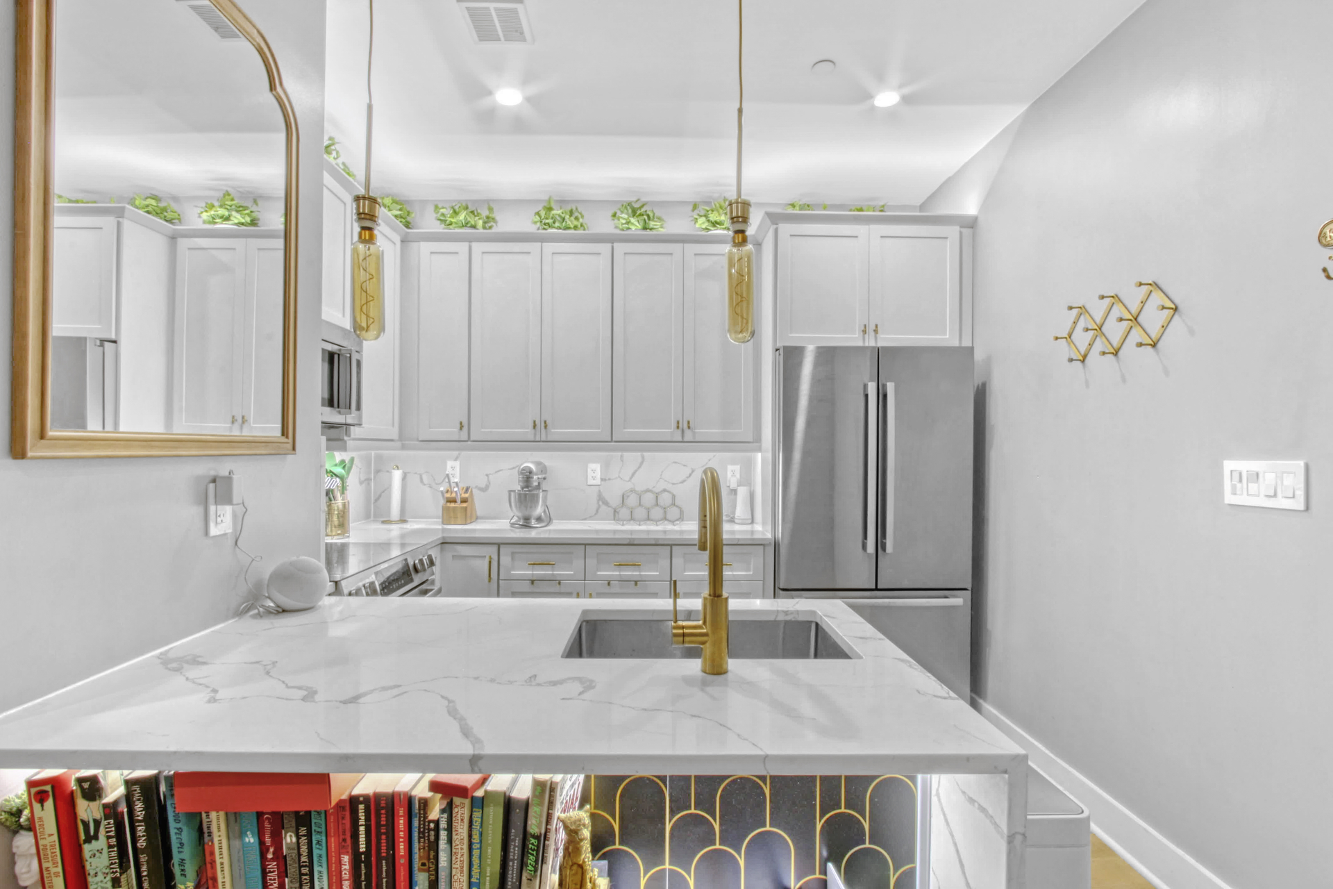 573 Gates Avenue, Unit R2 Brooklyn, NY 11221 - Photo 4 of 20 Gallery Image 4