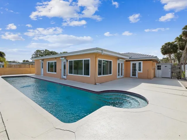 a view of a entryway