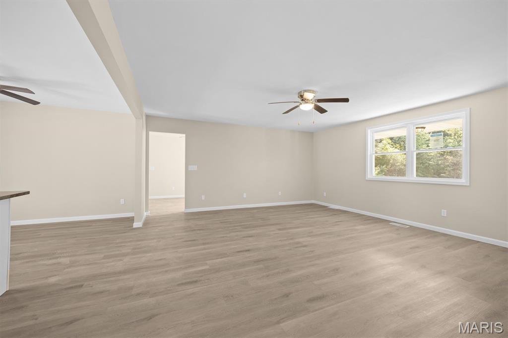 6002 Wenzel Road Alton, IL 62002 - Photo 4 of 37