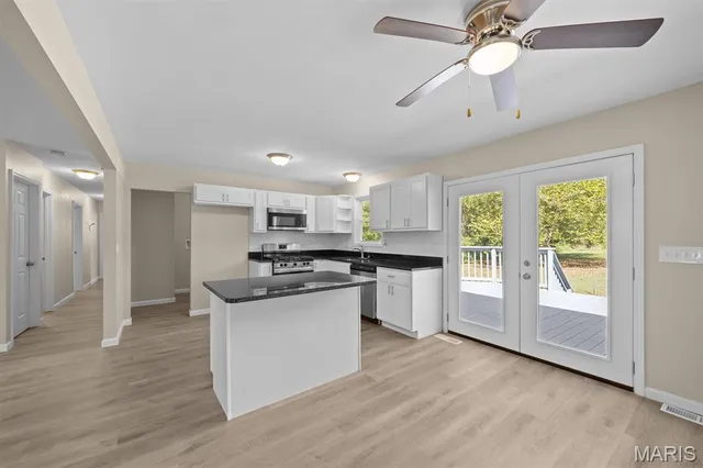 $304,000 | 6002 Wenzel Road, Alton, IL 62002