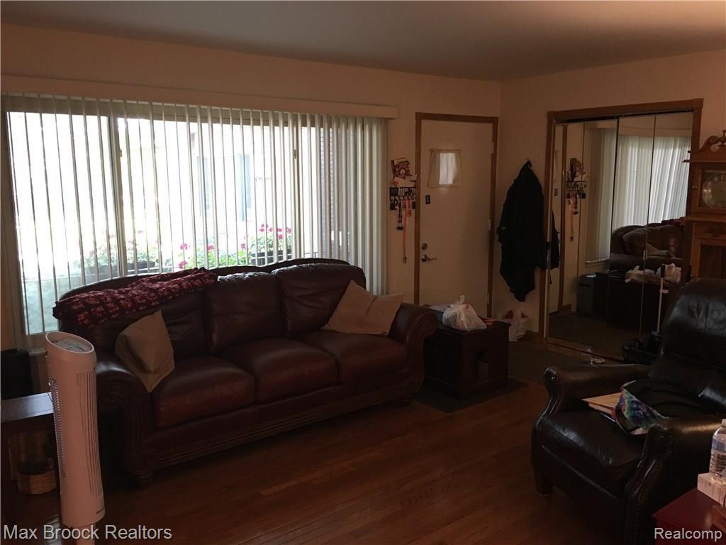 2655 East Maple Road Birmingham, MI 48009 - Photo 21 of 22