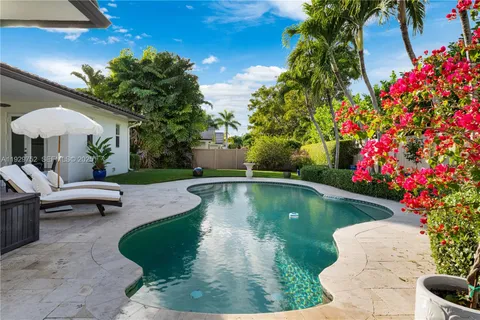 $1,050,000 | 9221 Southwest 170th Lane, Palmetto Bay, FL 33157