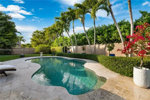 $1,050,000 | 9221 Southwest 170th Lane, Palmetto Bay, FL 33157