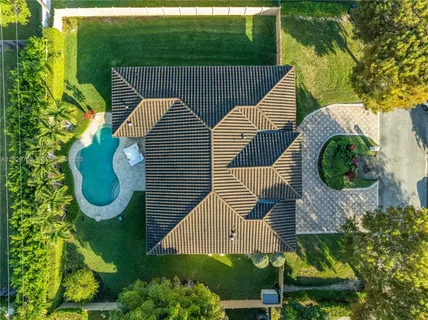 $1,050,000 | 9221 Southwest 170th Lane, Palmetto Bay, FL 33157