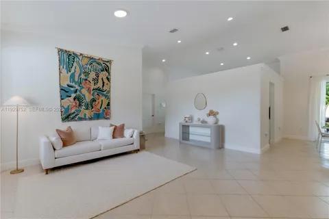 $1,050,000 | 9221 Southwest 170th Lane, Palmetto Bay, FL 33157