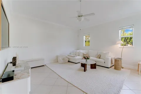 $1,050,000 | 9221 Southwest 170th Lane, Palmetto Bay, FL 33157