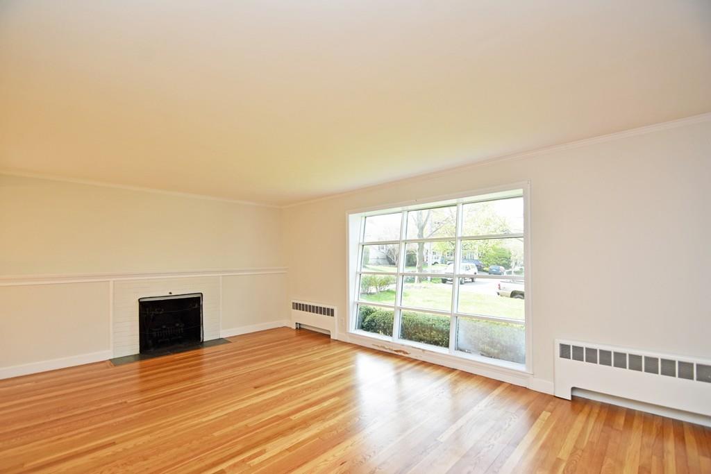 72 Vernon Road Belmont, MA 02478 - Photo 3 of 29 Gallery Image 3
