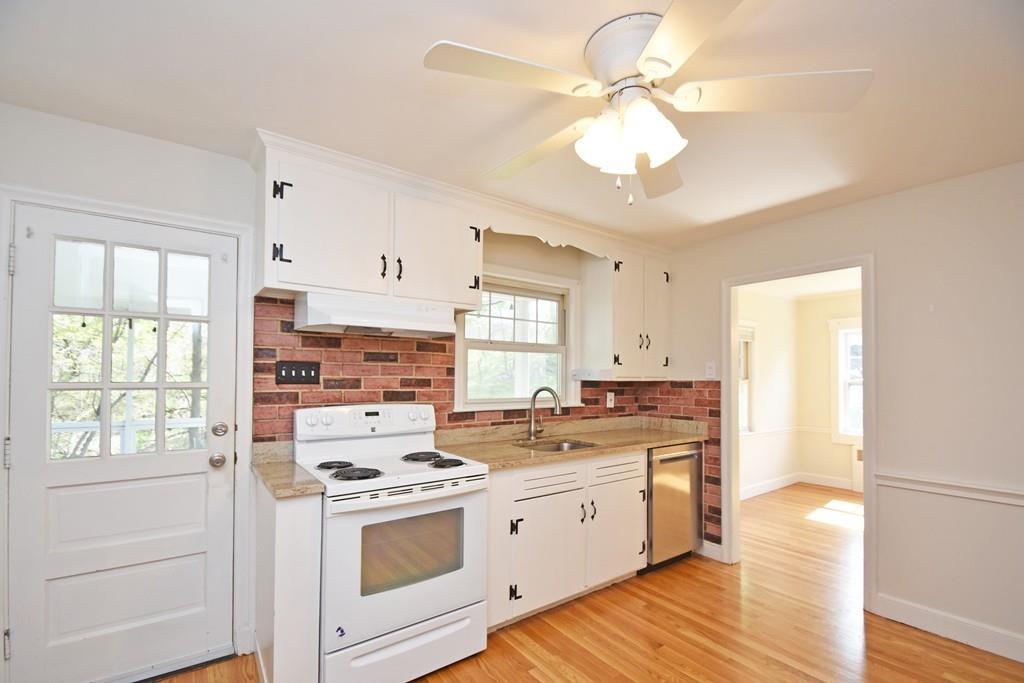 72 Vernon Road Belmont, MA 02478 - Photo 7 of 29 Gallery Image 7