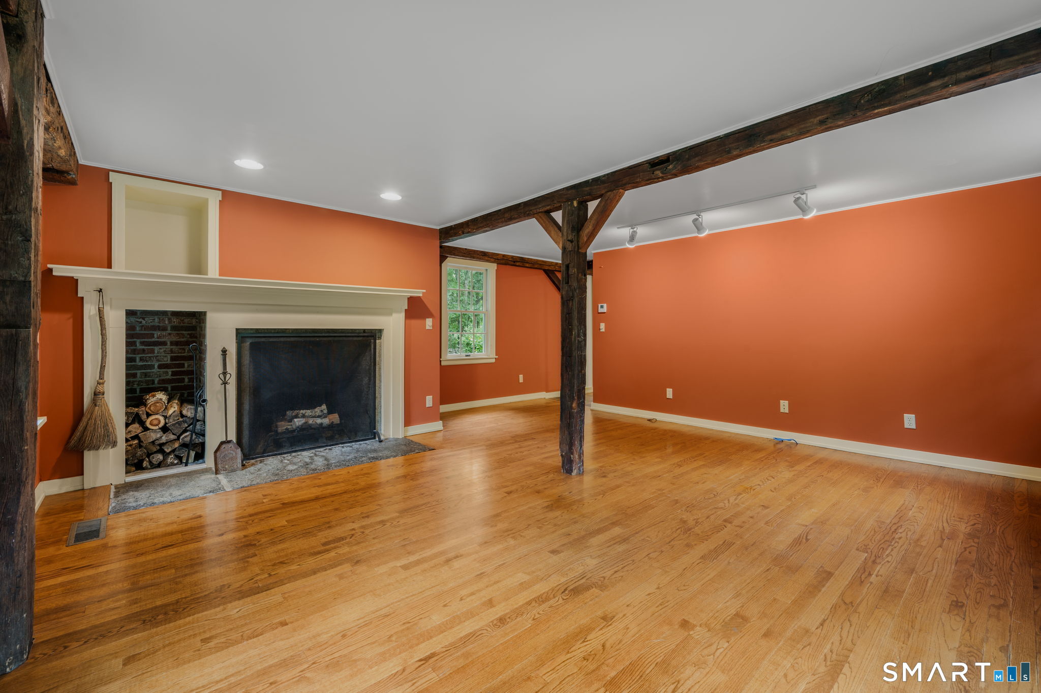365 Winthrop Road Deep River, CT 06417 - Photo 5 of 40
