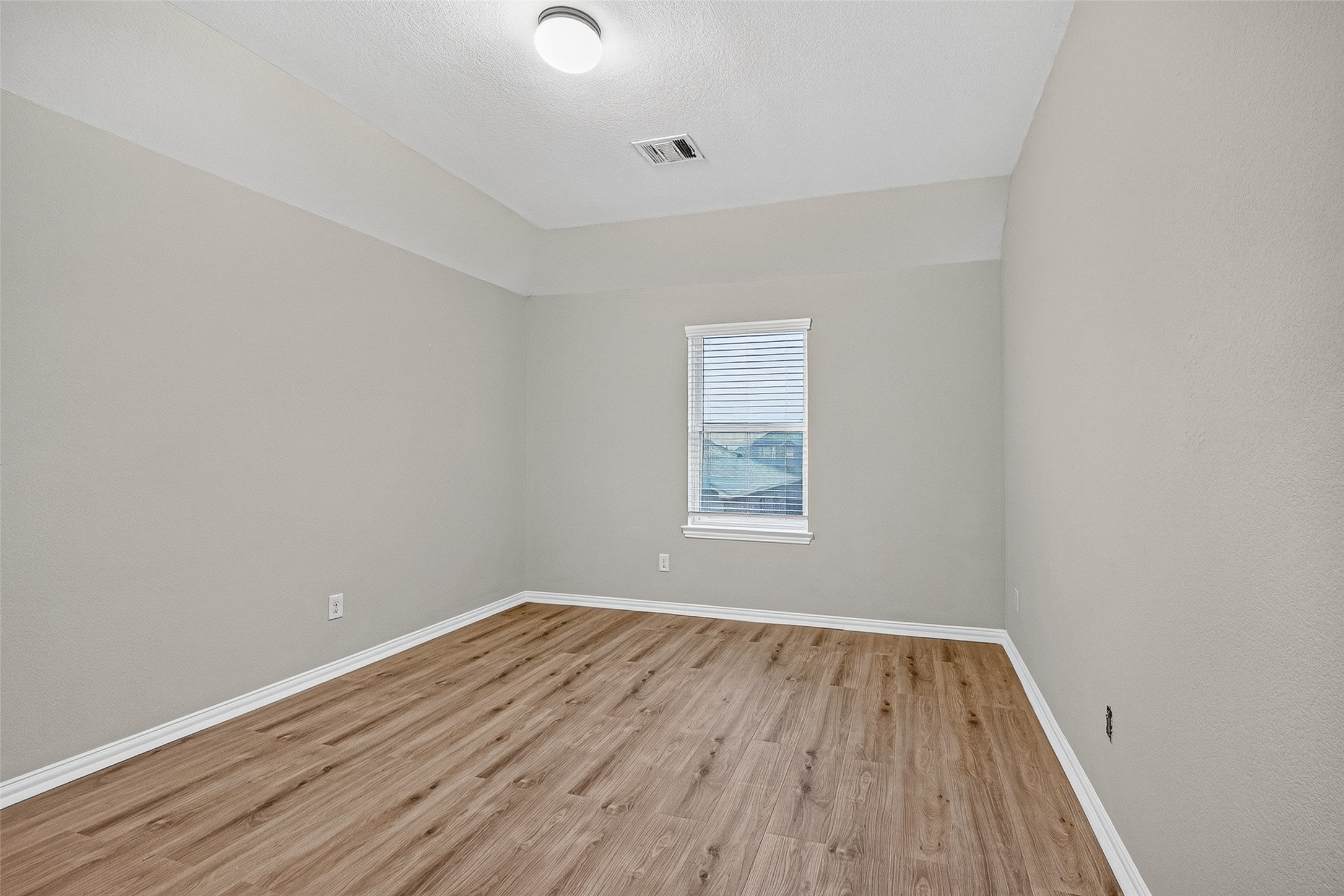 10015 Chase Court Baytown, TX 77521 - Photo 38 of 49