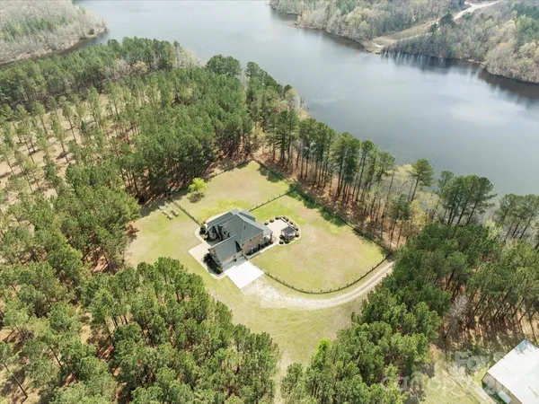 $950,000 | 962 Miller Road, Jefferson, SC 29718