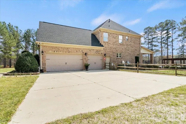 $950,000 | 962 Miller Road, Jefferson, SC 29718