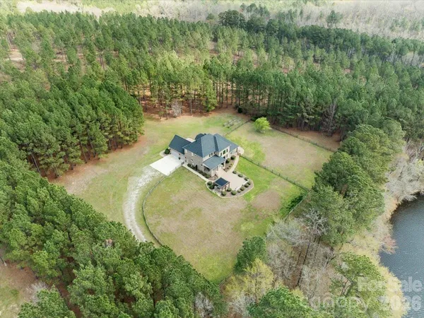 $950,000 | 962 Miller Road, Jefferson, SC 29718