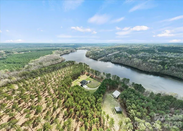 $950,000 | 962 Miller Road, Jefferson, SC 29718
