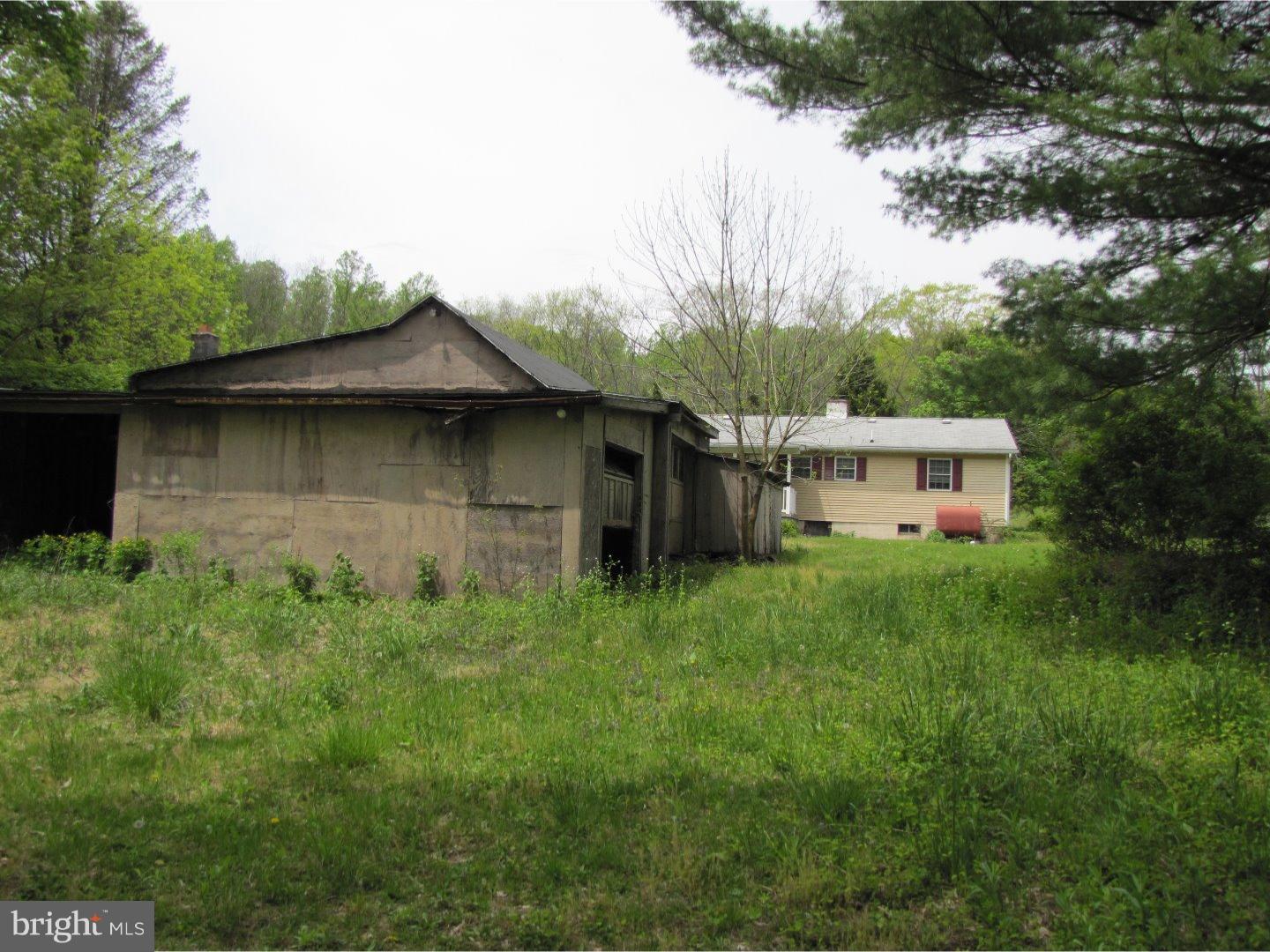 250 Buttermilk Road Easton, PA 18042 - Photo 9 of 21 Barn