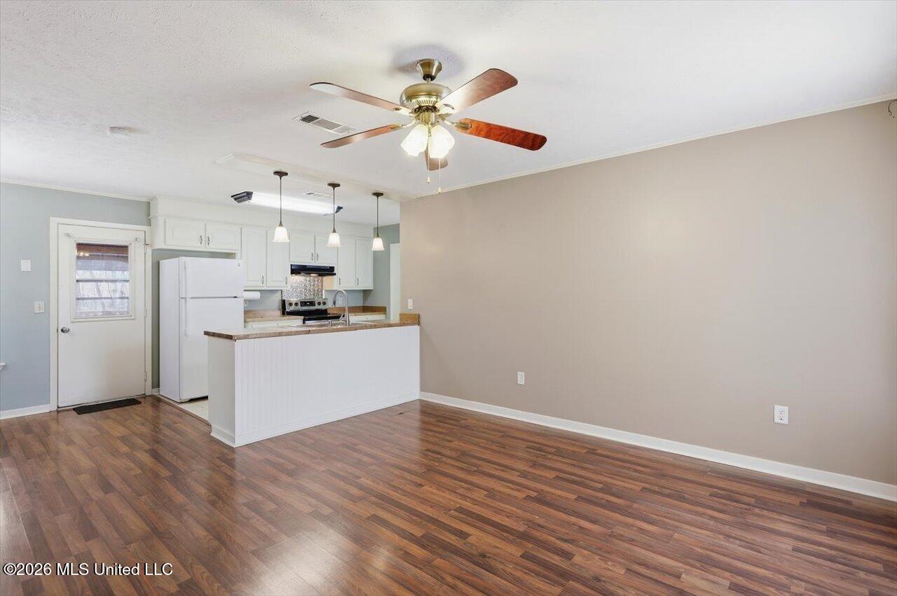 3056 Highway 80 Brandon, MS 39042 - Photo 3 of 22 05-3056 US-80 _ Home Tours MS