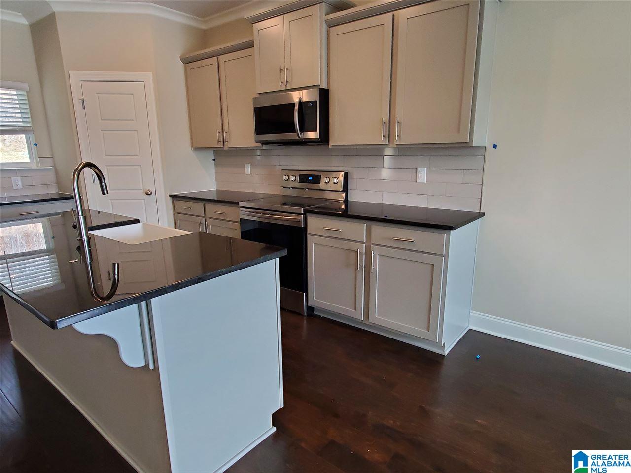 8056 Madison Avenue Helena, AL 35080 - Photo 2 of 31