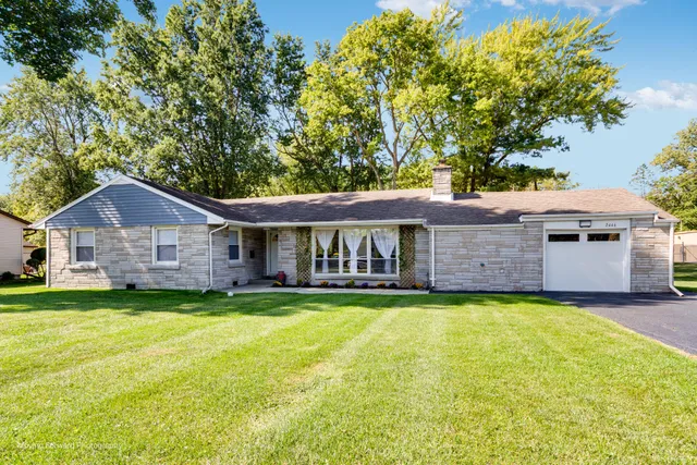 $320,000 | 2446 Forest Park Drive, Dyer, IN 46311