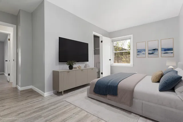 $329,500 | 2446 Forest Park Drive, Dyer, IN 46311