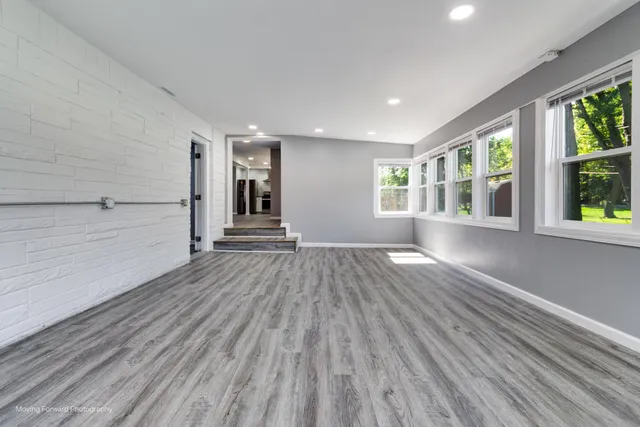 $320,000 | 2446 Forest Park Drive, Dyer, IN 46311