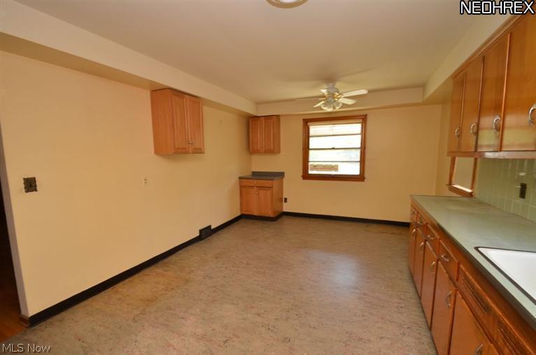 24655 Chardon Road Cleveland, OH 44143 - Photo 5 of 18 Gallery Image 5
