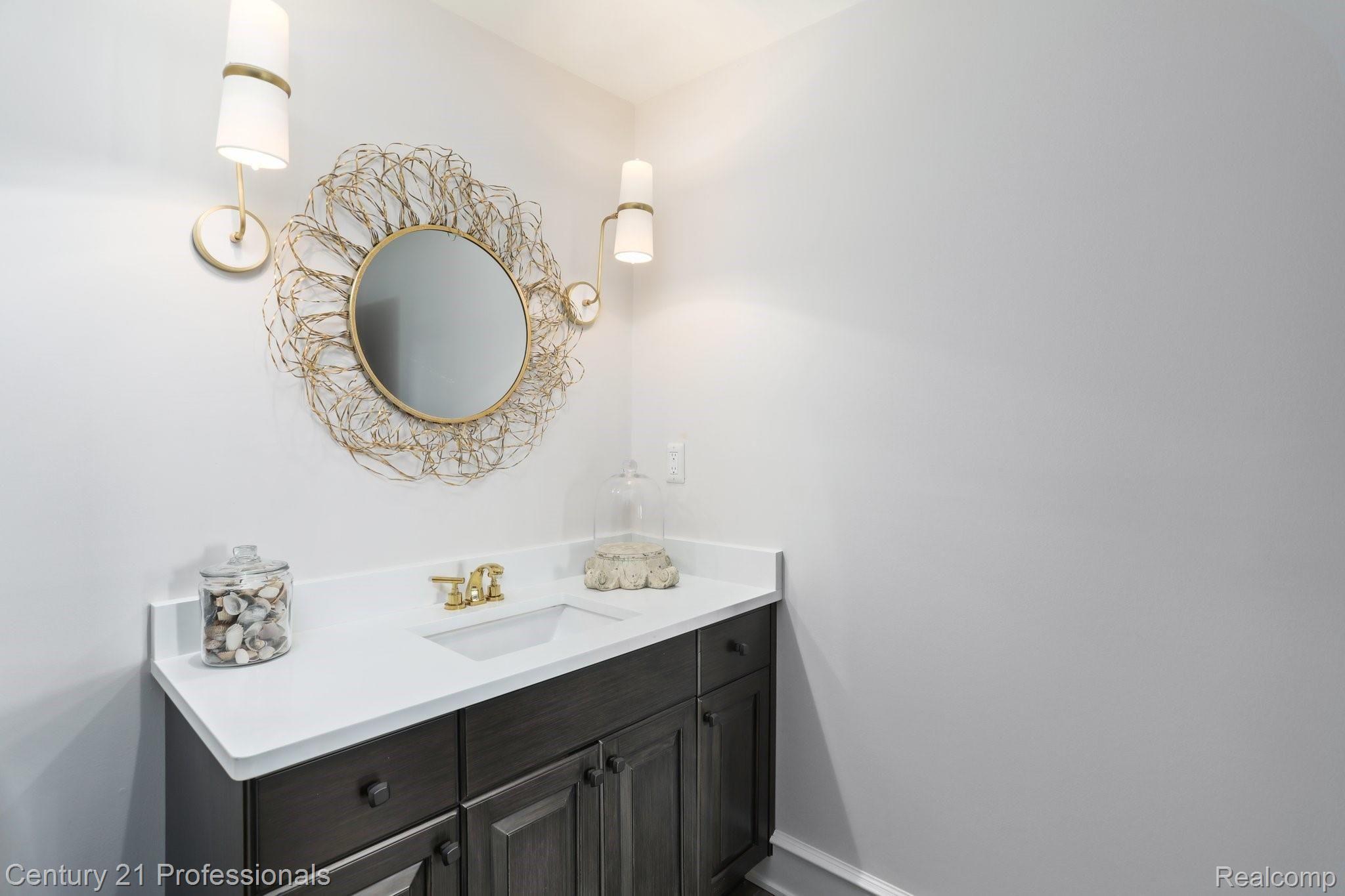 649 Gravel Ridge Road Leonard, MI 48367 - Photo 56 of 69 41-web-or-mls-649 gravel ridge Leonard36.jpg