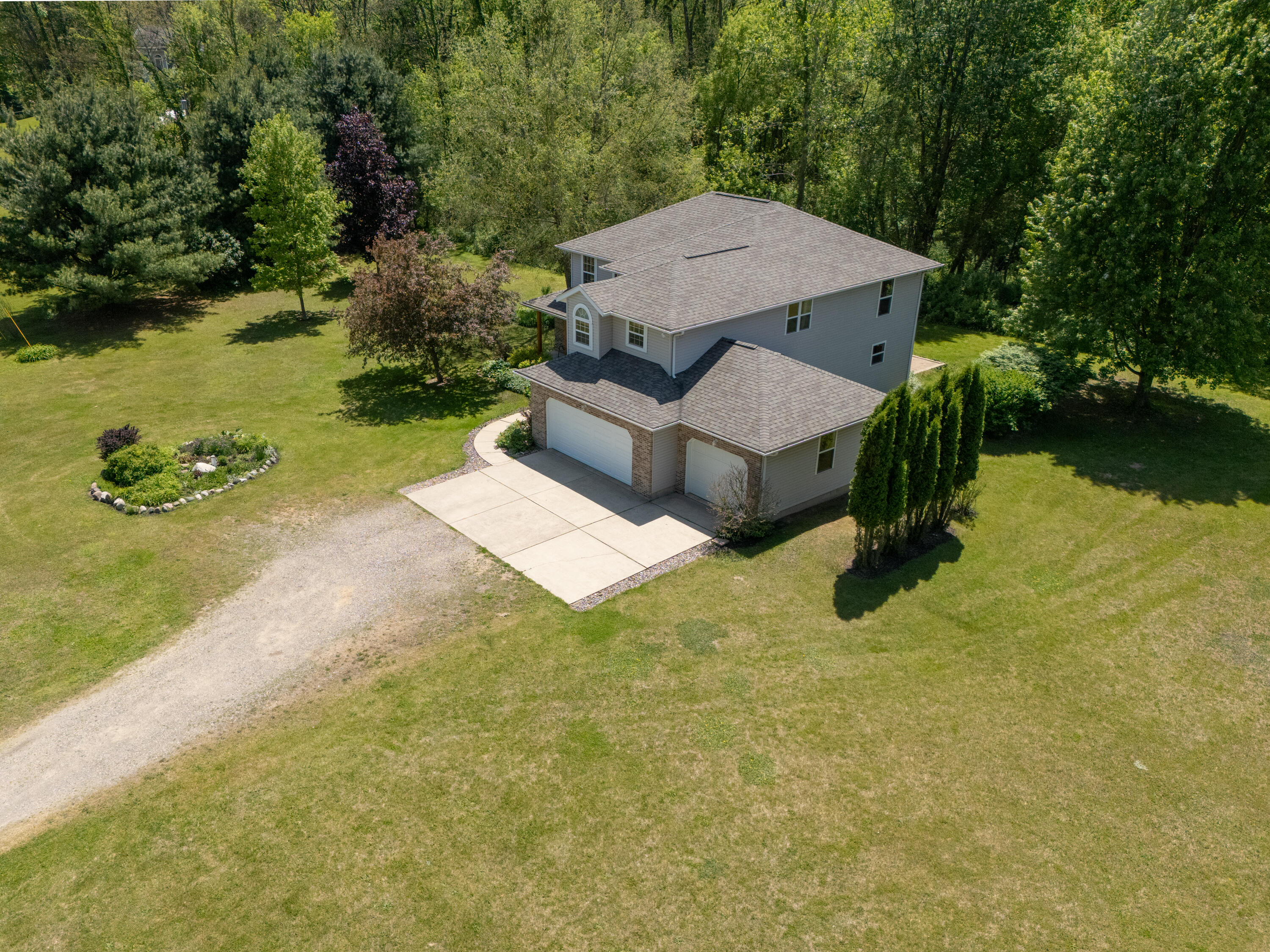 1042 Hunter Ridge Battle Creek, MI 49017 - Photo 44 of 47 1042 Hunters Ridge-511