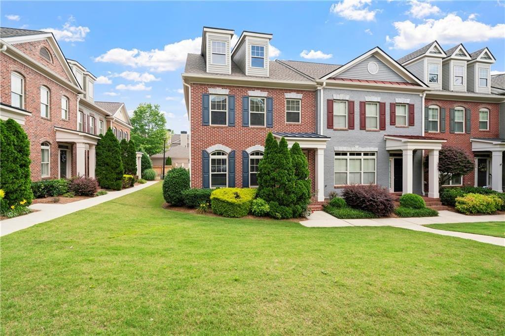 4989 Rosalie Road Alpharetta, GA 30022 - Photo 2 of 24