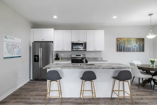 $320,000 | 1240 Gillespie Lane, Yorkville, IL 60560