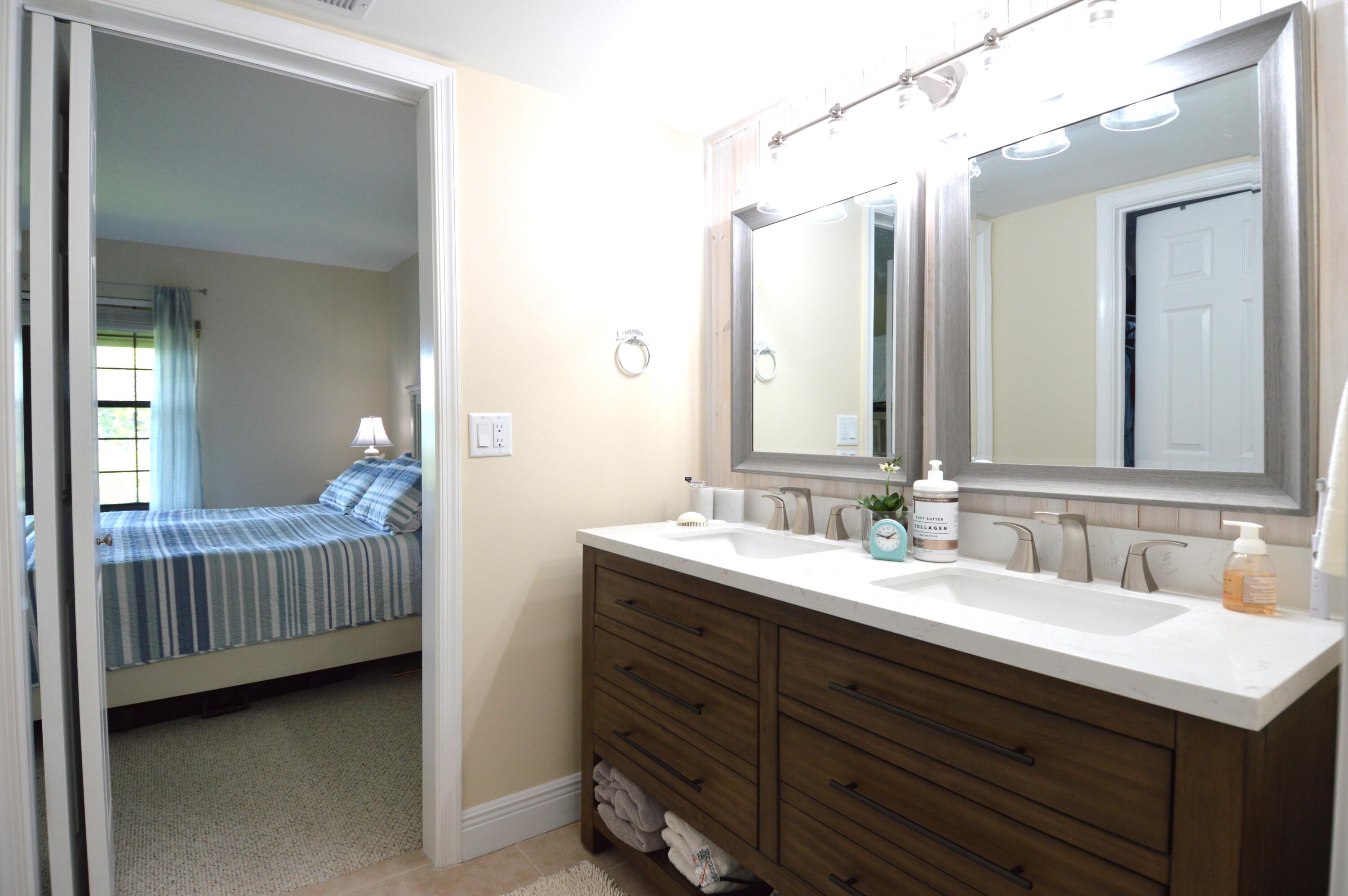 3100 Southeast Pruitt Road, Unit F105 Port St. Lucie, FL 34952 - Photo 30 of 56 bathDSC_0116