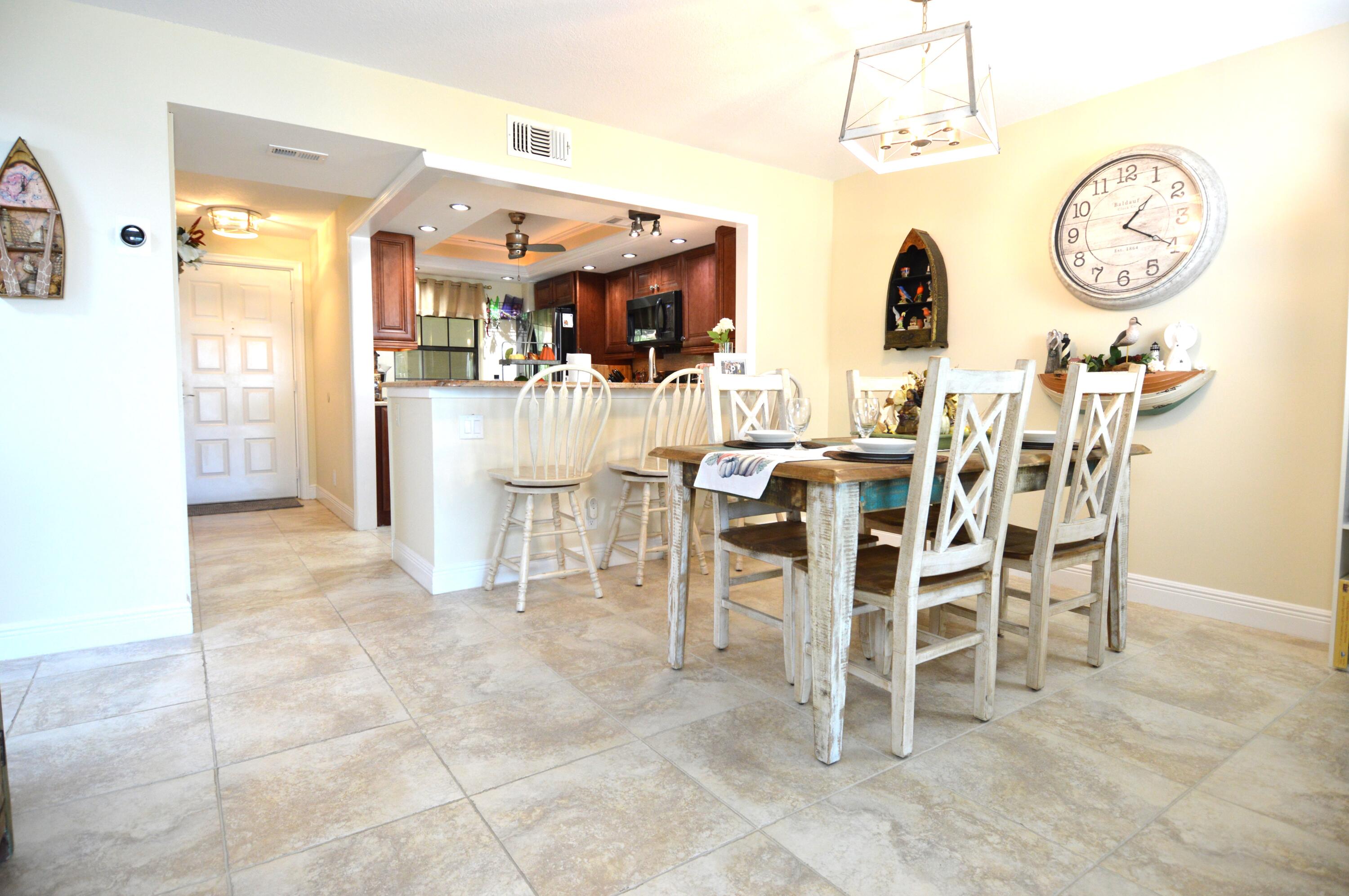 3100 Southeast Pruitt Road, Unit F105 Port St. Lucie, FL 34952 - Photo 5 of 56 LDSC_0077