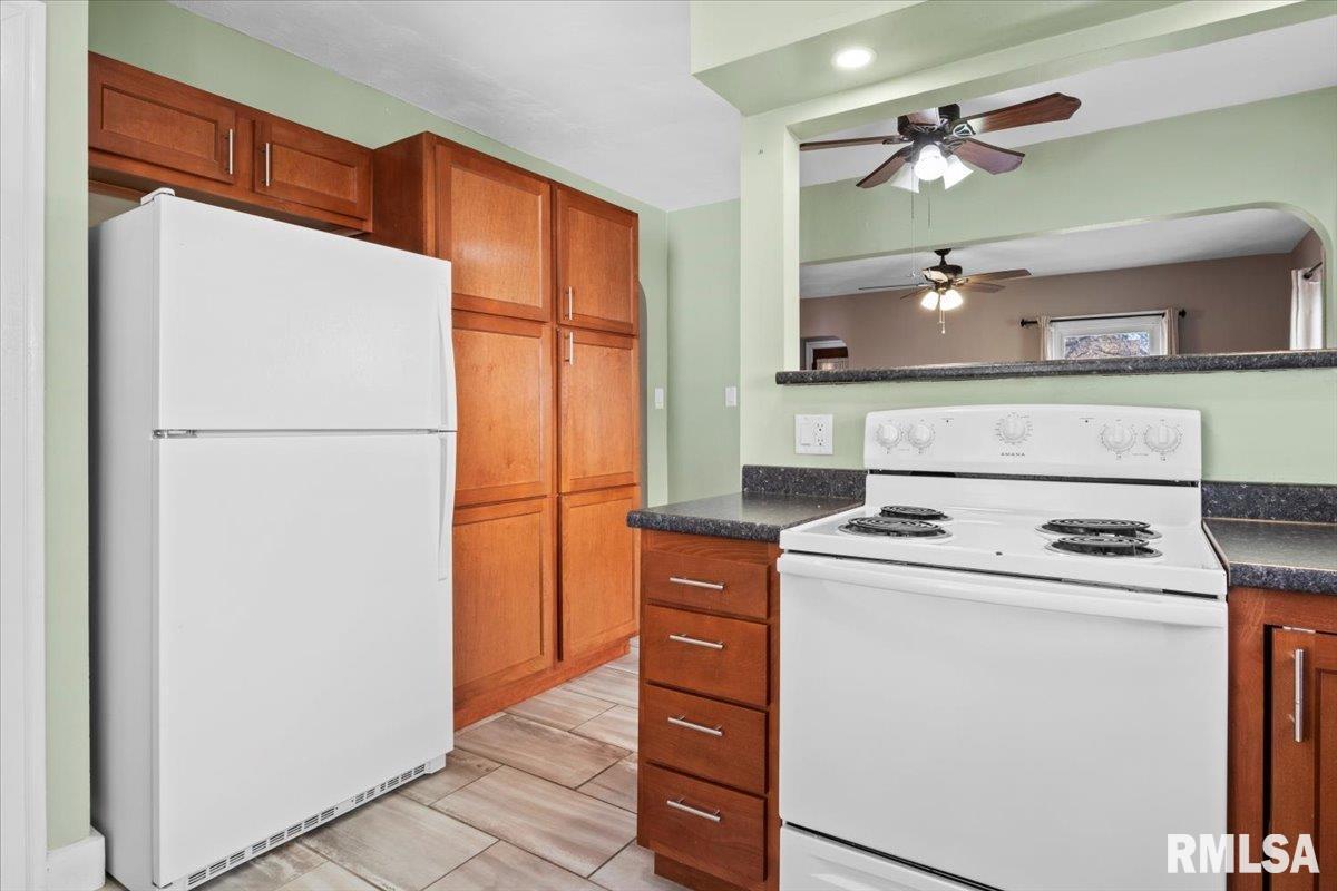 2416 South 8th Street Springfield, IL 62703 - Photo 13 of 37