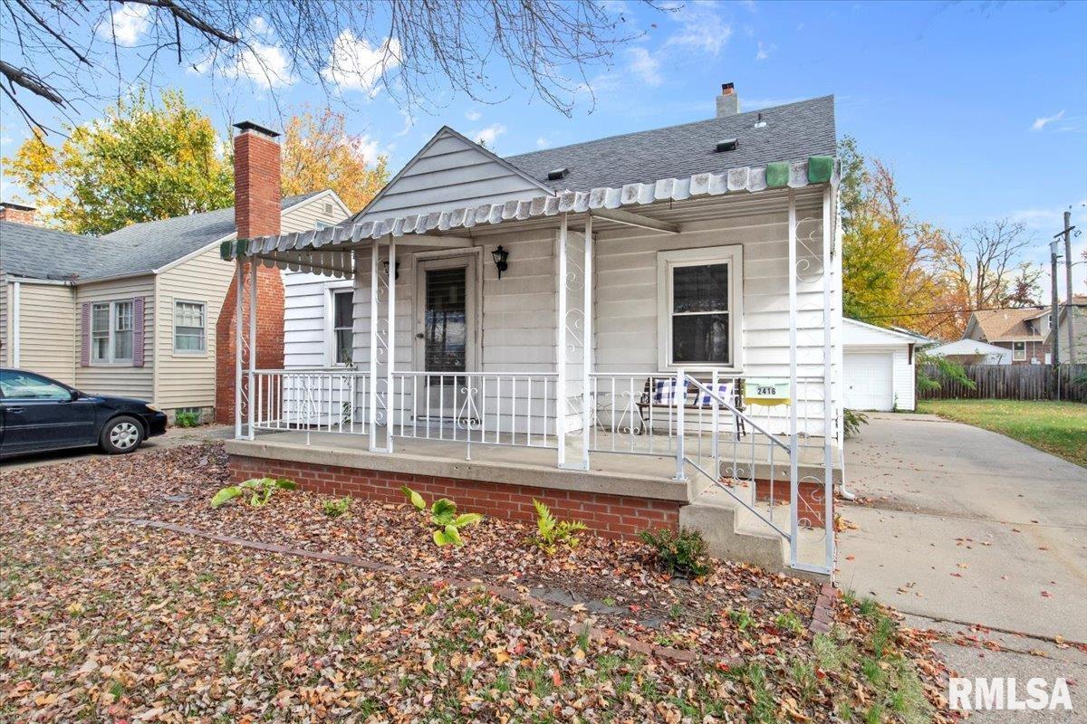 2416 South 8th Street Springfield, IL 62703 - Photo 3 of 37