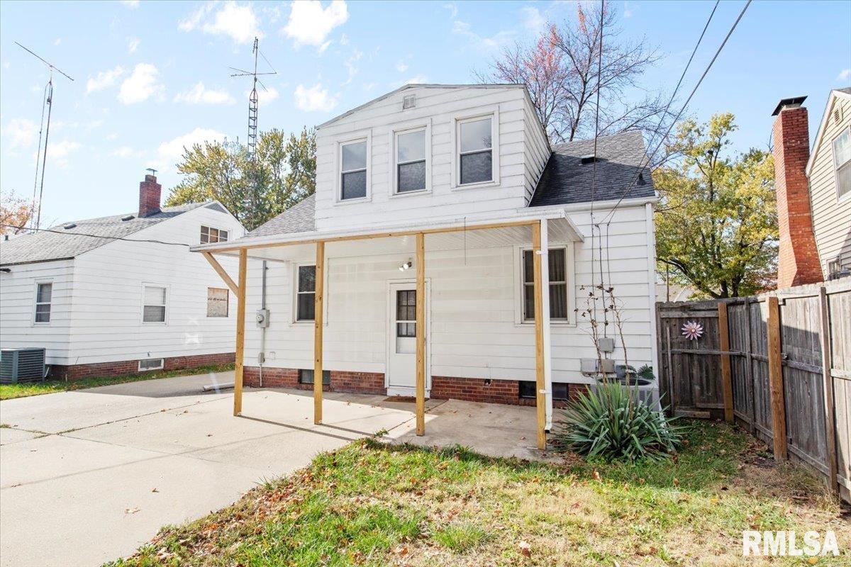 2416 South 8th Street Springfield, IL 62703 - Photo 33 of 37