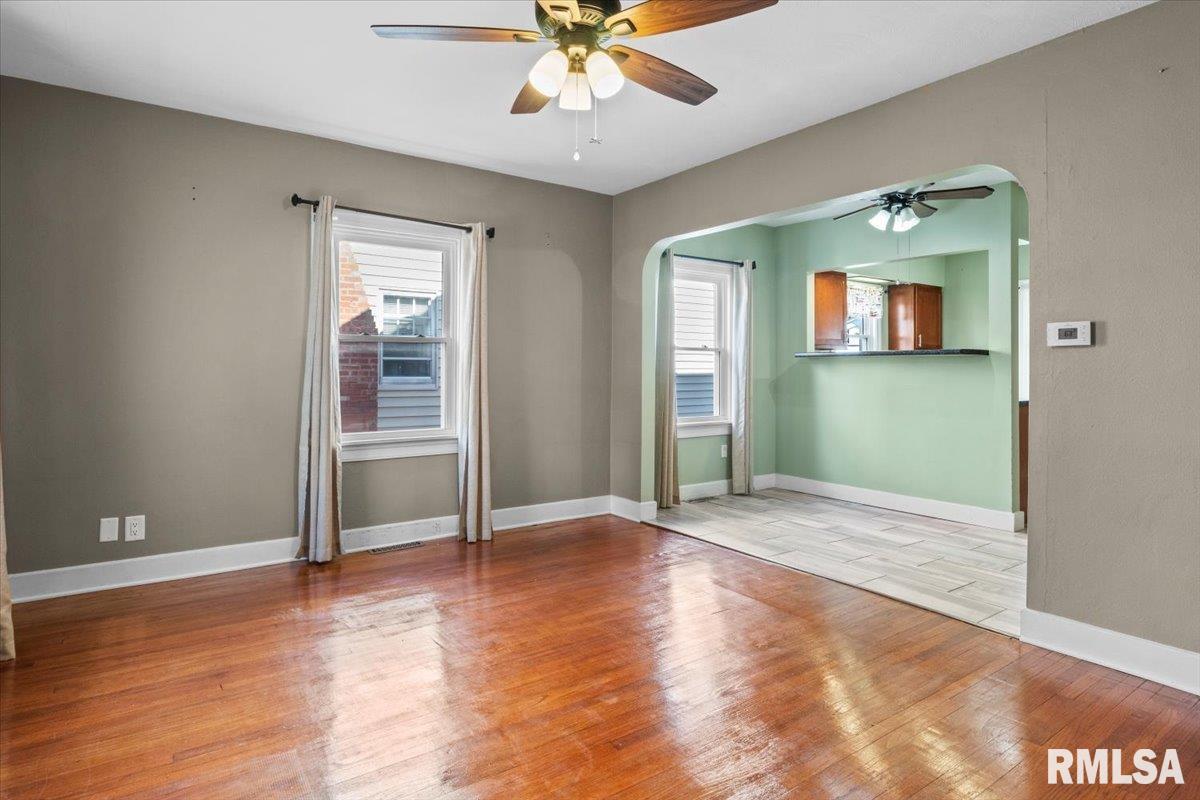 2416 South 8th Street Springfield, IL 62703 - Photo 6 of 37