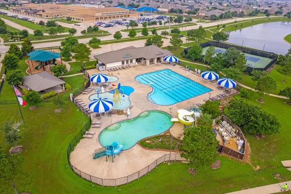 $615,000 | 3807 Bowie Bend Lane, Katy, TX 77494