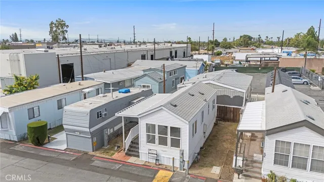 a picture of city view